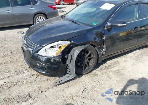 2011 Nissan Altima 3.5 Sr z USA, uszkodzony, nr VIN 1N4BL2AP8BN446867